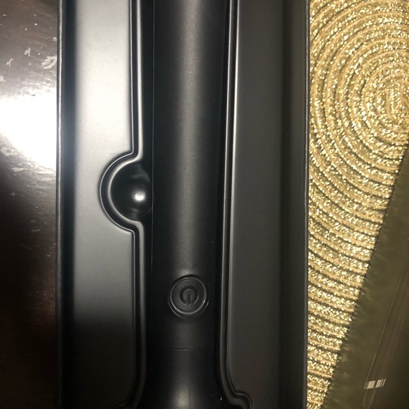 GHD Rise brush. Iconic volumizing! Create stunning blowouts with this pro tool - Picture 3 of 4